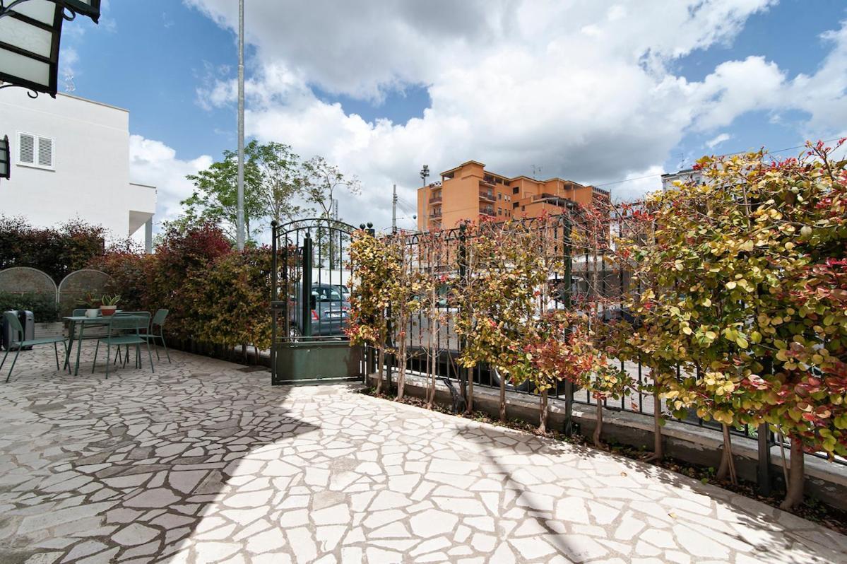 Residence De Franchis - Smart Apartments Lecce Exterior foto