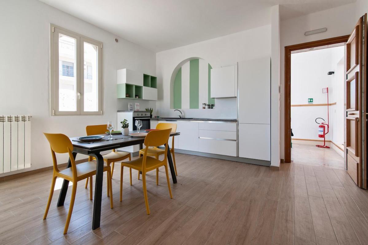 Residence De Franchis - Smart Apartments Lecce Exterior foto
